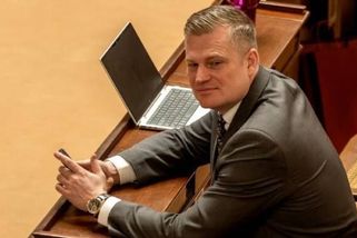 Turek poprvé promluvil ve Sněmovně. Podle senátora Lásky bylo nejlepší, když mlčel